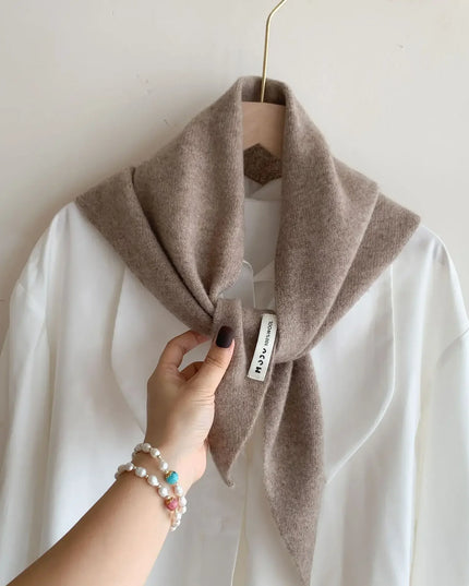Women’s Wool Triangle Scarf
