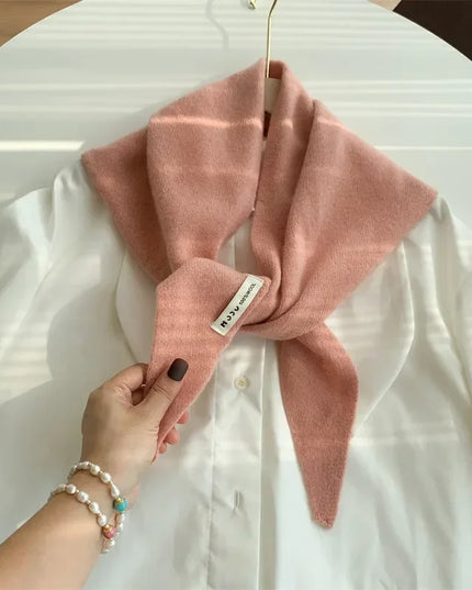 Women’s Wool Triangle Scarf