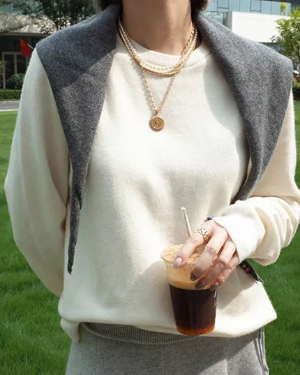 Women’s Wool Triangle Scarf