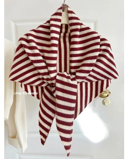 Women’s Wool Triangle Scarf