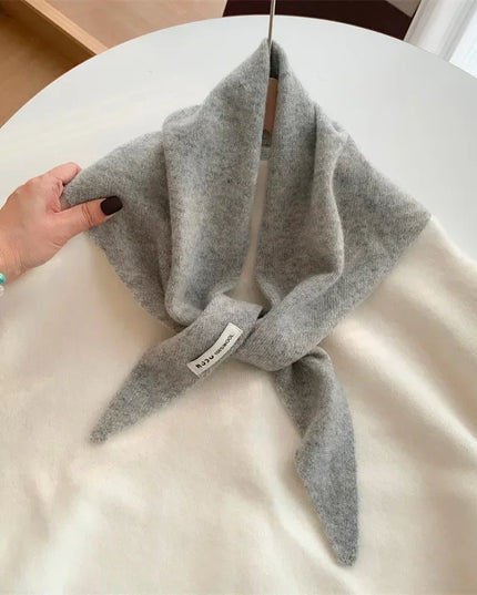 Women’s Wool Triangle Scarf